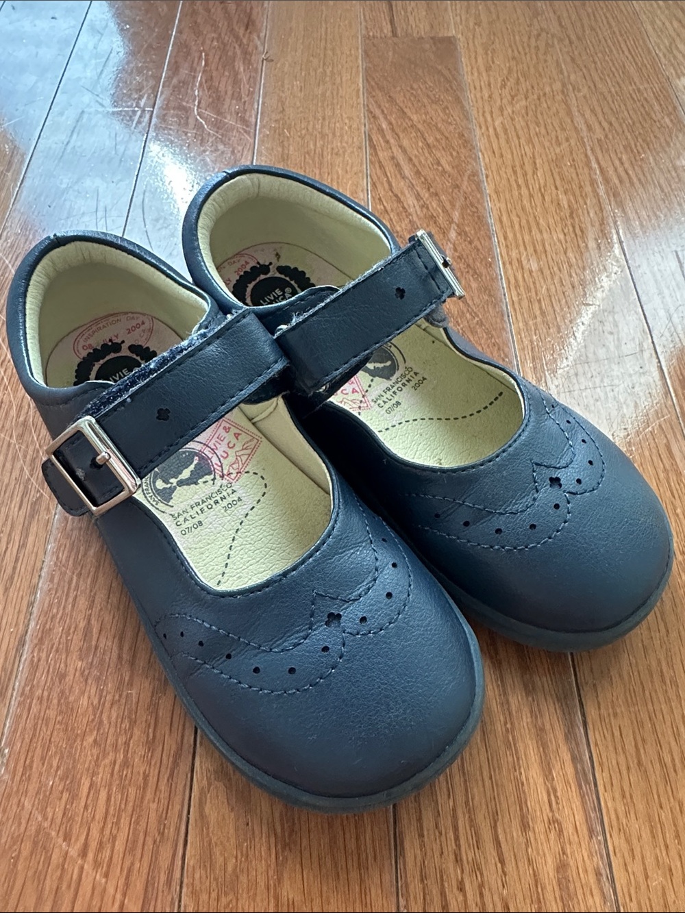Livie and Luca navy Mary Jane’s, size 12 toddler